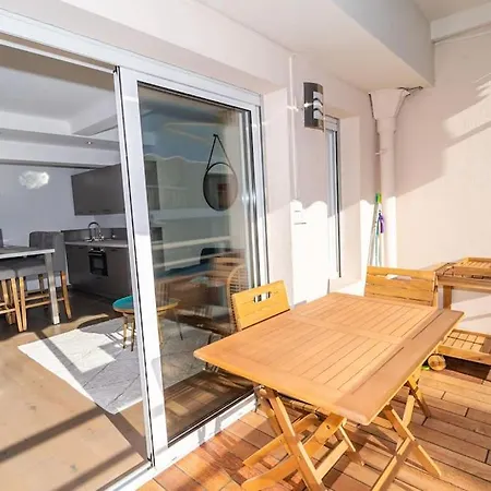 2 Bedroom Croisette Balcony & Sea View Olam Cannes