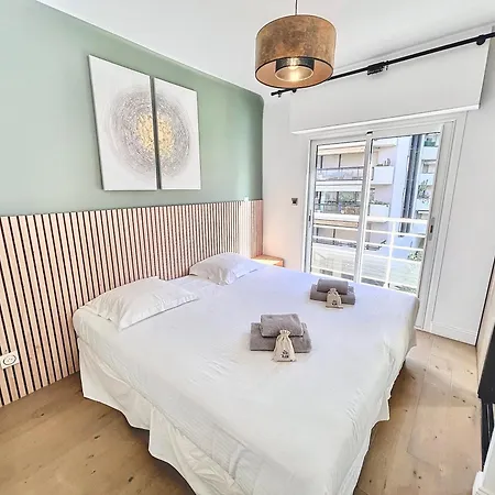 Apartment 2 Bedroom Croisette Balcony & Sea View Olam *